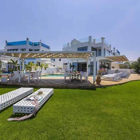 Lovely Panoramic Sea Views * Paralimni